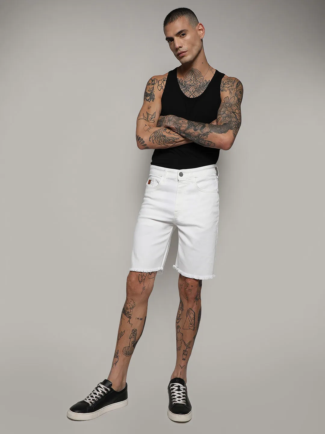 Ripped Hem Denim Shorts - Image 5