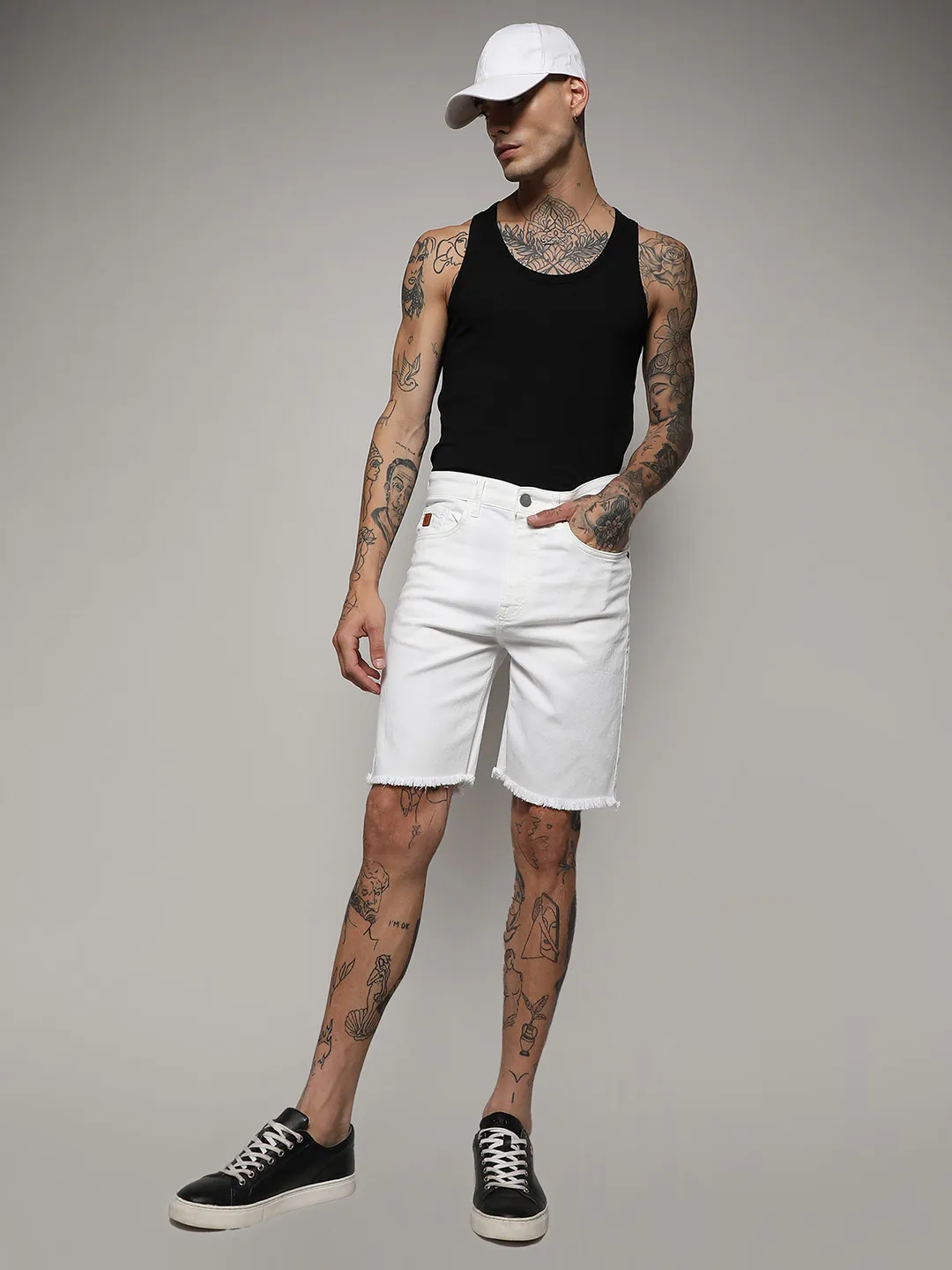 Ripped Hem Denim Shorts - Image 6